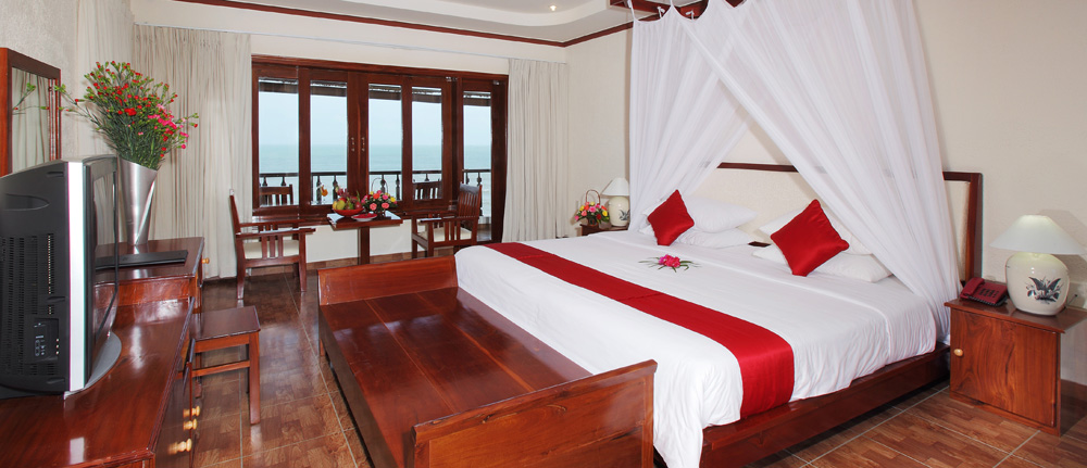 ROCK WATER BAY RESORT